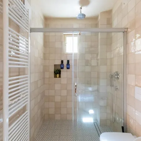Days - Two-bedroom With Workspace And Balcony In Old Town Lejlighed Prag