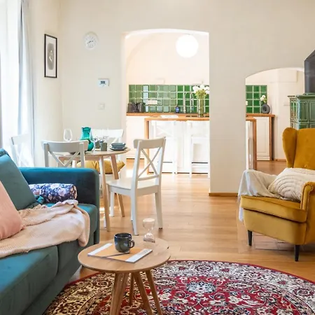 Days - Two-bedroom With Workspace And Balcony In Old Town Lejlighed Prag